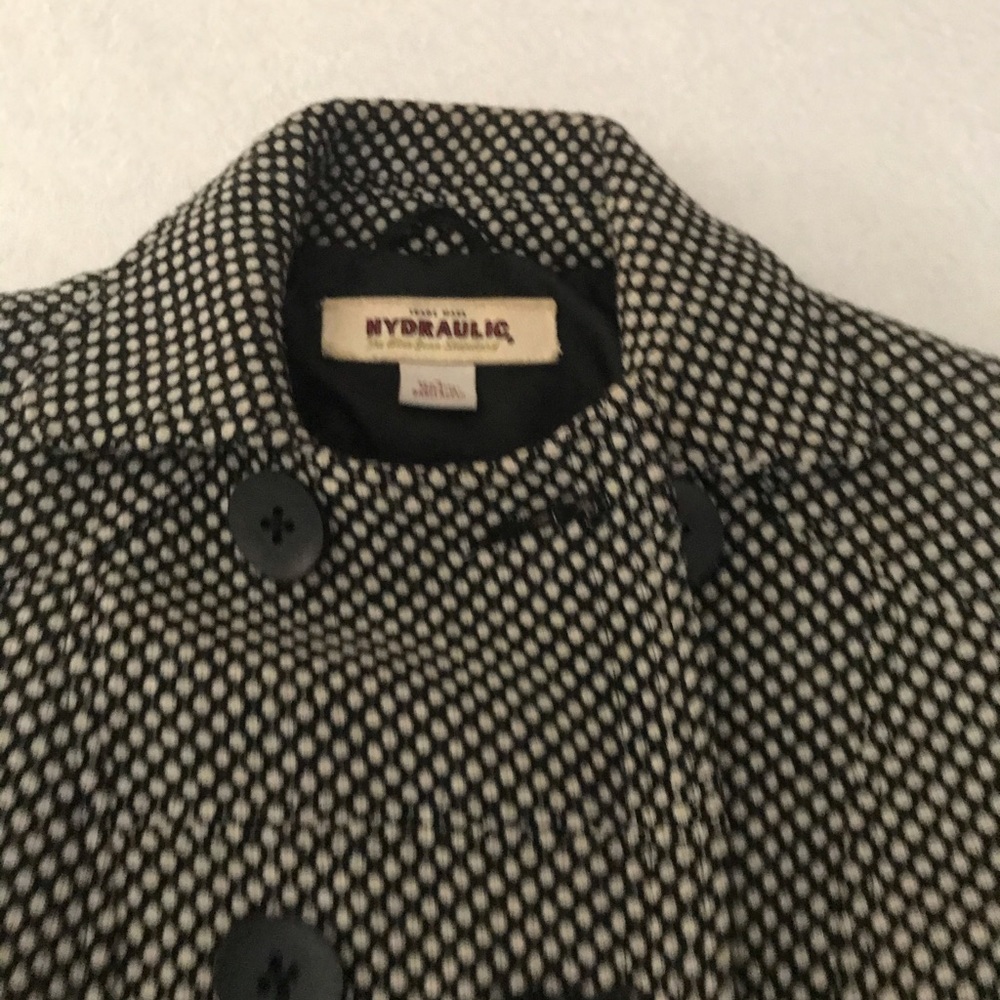 Jacket - Picture 3 of 4